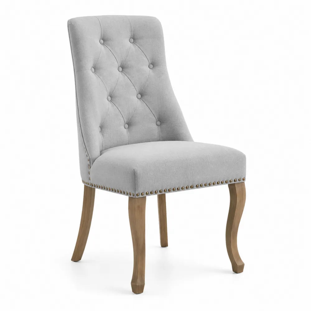 Chaise en tissu gris et bois de chêne